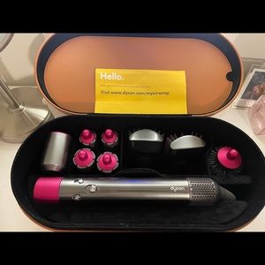 💕Dyson Airwrap Complete💕